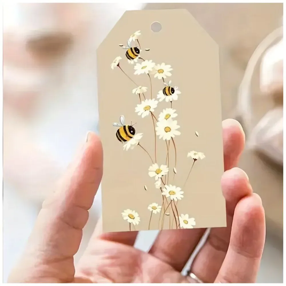 NWT 50pc Rustic Bee Daisy Kraft Gift Tags 3.5